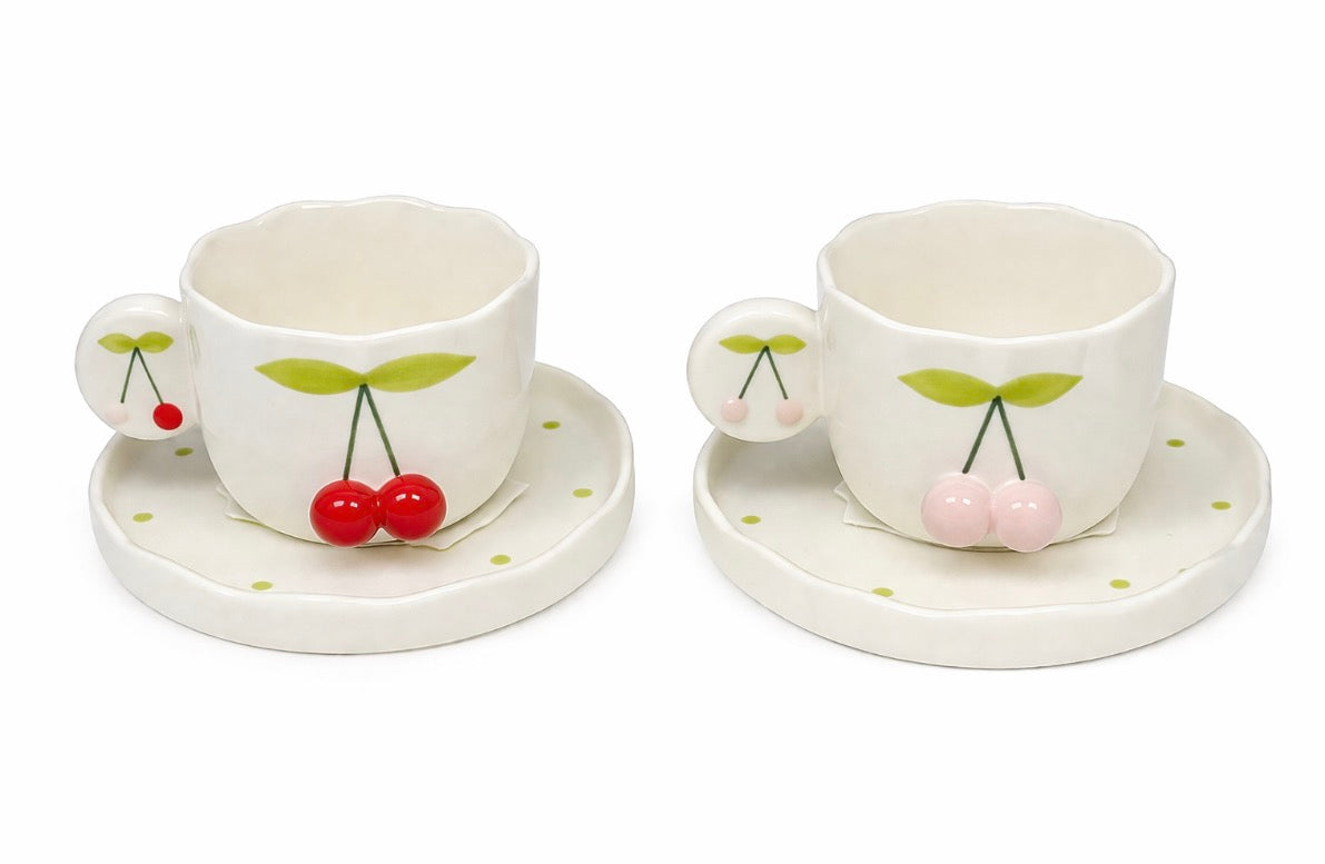 Xícara de Café com Pires Cereja 3D | Cerâmica Fofa Estilo Cute | 150ml